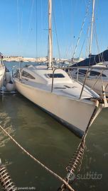 Barca a vela Surprise