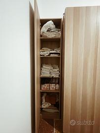 Armadio a colonna IKEA rovere
