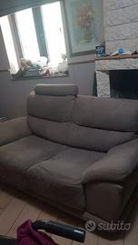 N.2 divani comodisdimi