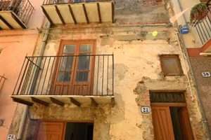 Casa disposta su più livelli