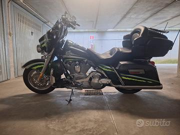 Electra Glide Ultra CVO 