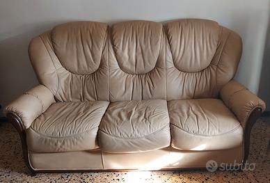 Divano similpelle beige 3 posti