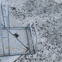 Portabici a tre posti zincato