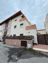 Villalba trilocale recente costruzione