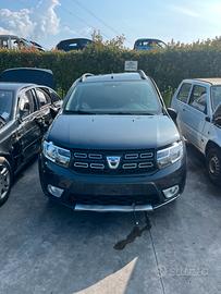 Dacia Logan del 2019 per ricambi