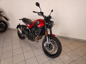 Benelli Leoncino 500 Trail solo 5379 km