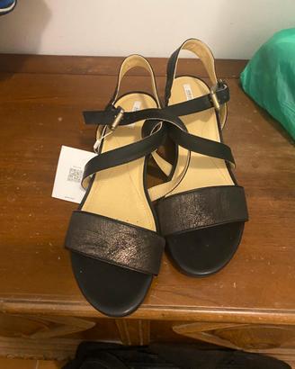 sandali Geox D New Marykarmen B in pelle nera