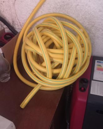 pompa per annaffiare 