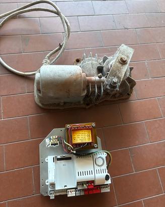 Motore interrato e centralina key per cancello