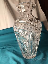 Vaso in cristallo molato vintage
