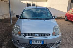 Ford fiesta 1.4 TDCI unipro