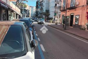 NEGOZIO A SAN GIORGIO A CREMANO