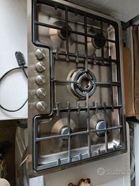 Piano cottura WHIRLPOOL a 5 fuochi in acciaio 