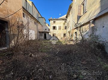PALAZZINA A VITTORIO VENETO