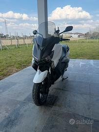 Xmax 250 2016 abs