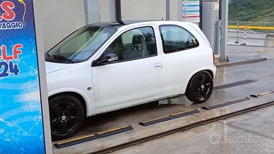 Opel corsa B anno 1994