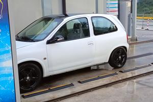 Opel corsa B anno 1994