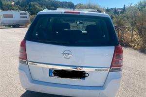 OPEL Zafira - 2009