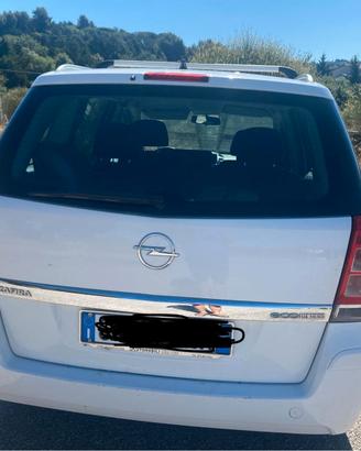 OPEL Zafira - 2009