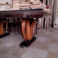 Tavolo Art Decò in noce