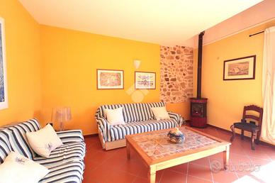3 LOCALI A ALGHERO