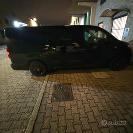 Opel Zafira 9 posti