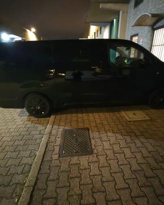 Opel Zafira 9 posti