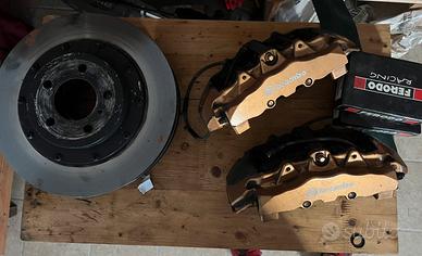 kit freni reparto corse Brembo 8 pistoni