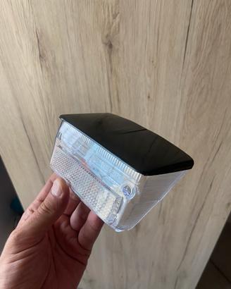 Scocca faro posteriore per vespa