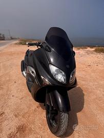 Yamaha T-Max 500