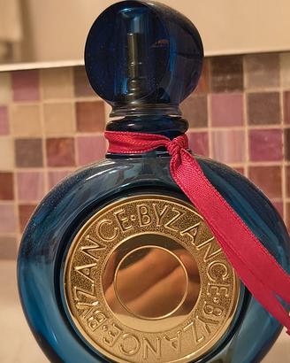 Boccetta profumo vintage