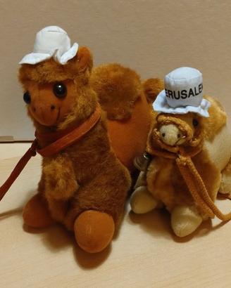 Peluche cammello