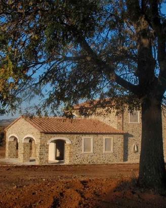 UN BEL CASALE . i particolari decideteli Voi