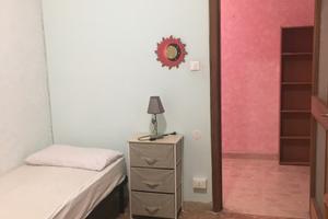 A studentesse per completare 2 stanze su 3, centro