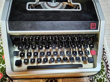 Olivetti Lettera DL