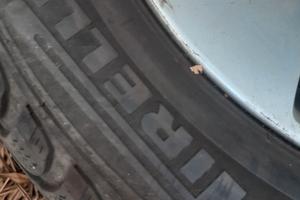 pneumatici da neve 205/55/r16  pirelli e nokian