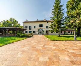 CASA INDIPENDENTE A CORREGGIO