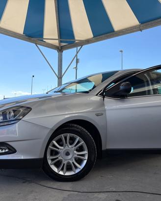 Lancia Delta 1.6 MJT DPF 105 CV Gold