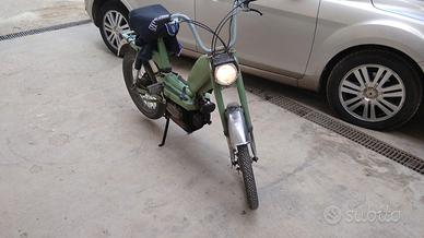 Moto d'epoca Minarelli a pedali