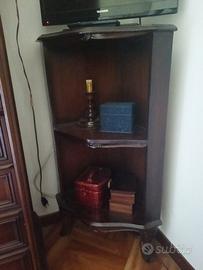 angolare e porta riviste 