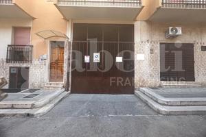 Box/Posto auto Canosa di Puglia