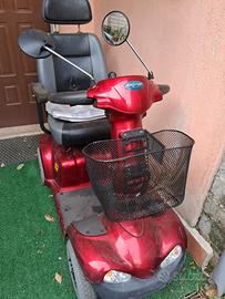 Carrozzina elettrica per disabili