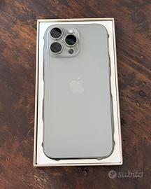 16 Pro Max 256GB Titanio Naturale (Nuovo)