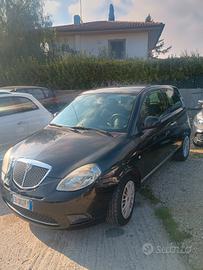 Lancia Ypsilon 1.2 69 CV 5 porte S&S Gold