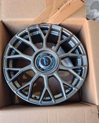 Cerchi in lega DAMINA 18"