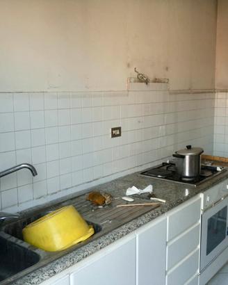 Cucina completa (pensili inclusi)