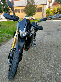 Aprilia Dorsoduro 750