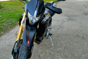 Aprilia Dorsoduro 750