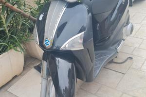 Piaggio liberty 150