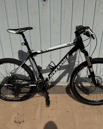 Bicicletta Cannondale SL1
